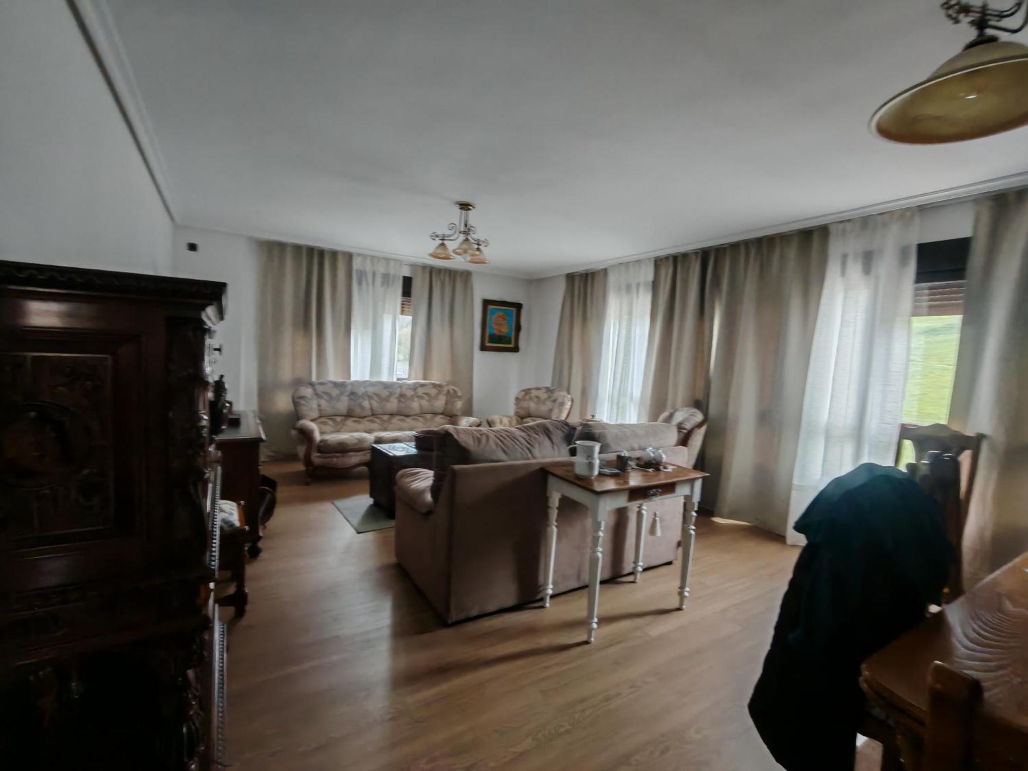 Hotel El Coterin Apartamentos Y Habitaciones Arenas De Cabrales Bilik gambar